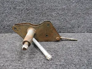 0523223 (Use: 0422430-1) Cessna 210A Aileron Bellcrank LH